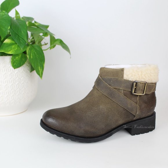 NEW UGG Benson Waterproof Bootie - Picture 1 of 13